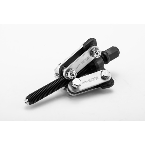 เหล็กดูดลูกปืน 3 ขา 6" SATA 90636 เหล็กดูดลูกปืน 3 ขา 6" SATA 90636